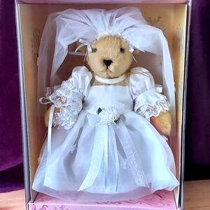 NABCO Muffy Vanderbear "I Do" Bride Bear